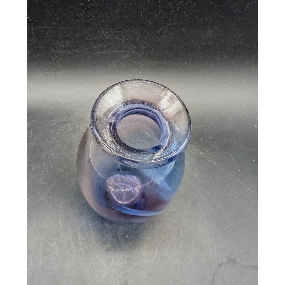 Robert  Lichtenmann Signed 1986 Hand Blown Art Glass Vase Blue Purple Studio